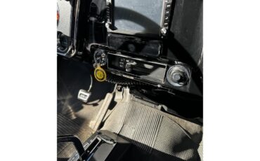 Chevrolet-C10-1968-Black-Black-and-Red-14