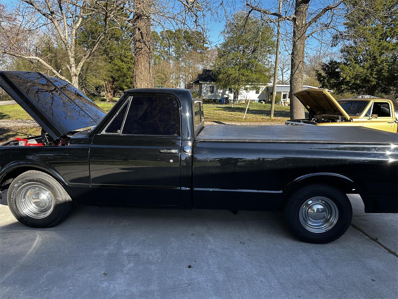 Chevrolet-C10-1968-Black-Black-and-Red-6