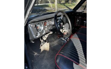 Chevrolet-C10-1968-Black-Black-and-Red-9