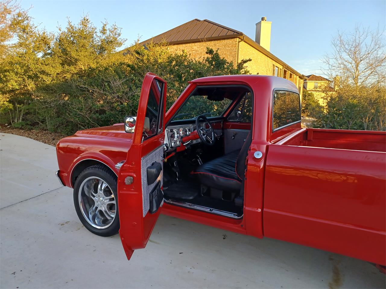 Chevrolet-C10-1968-Caldera-Red-Red-black-silver-7