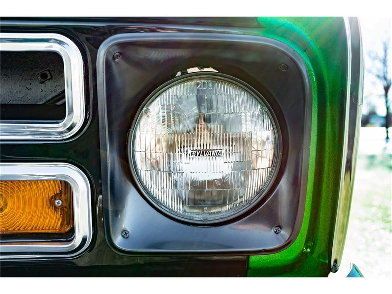 Chevrolet-C10-1968-Forest-Moss-Green-Black-and-Green-17