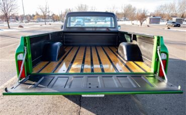 Chevrolet-C10-1968-Forest-Moss-Green-Black-and-Green-23