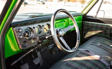 Chevrolet-C10-1968-Forest-Moss-Green-Black-and-Green-33