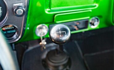 Chevrolet-C10-1968-Forest-Moss-Green-Black-and-Green-38