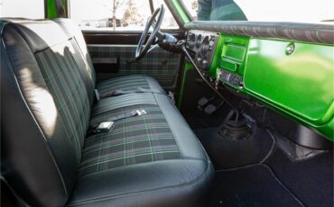 Chevrolet-C10-1968-Forest-Moss-Green-Black-and-Green-47
