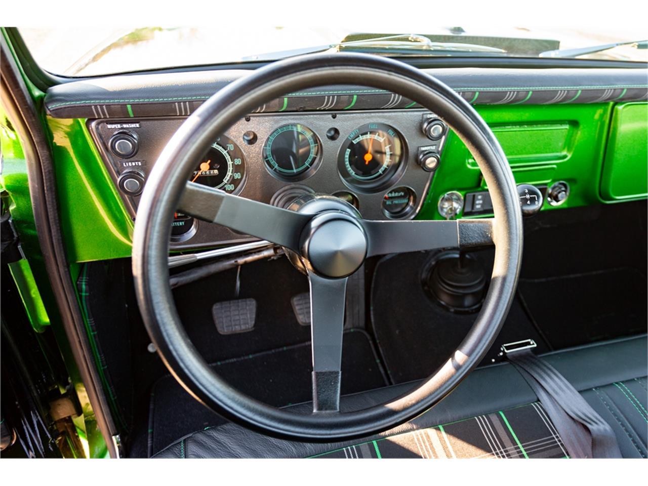 Chevrolet-C10-1968-Forest-Moss-Green-Black-and-Green-69