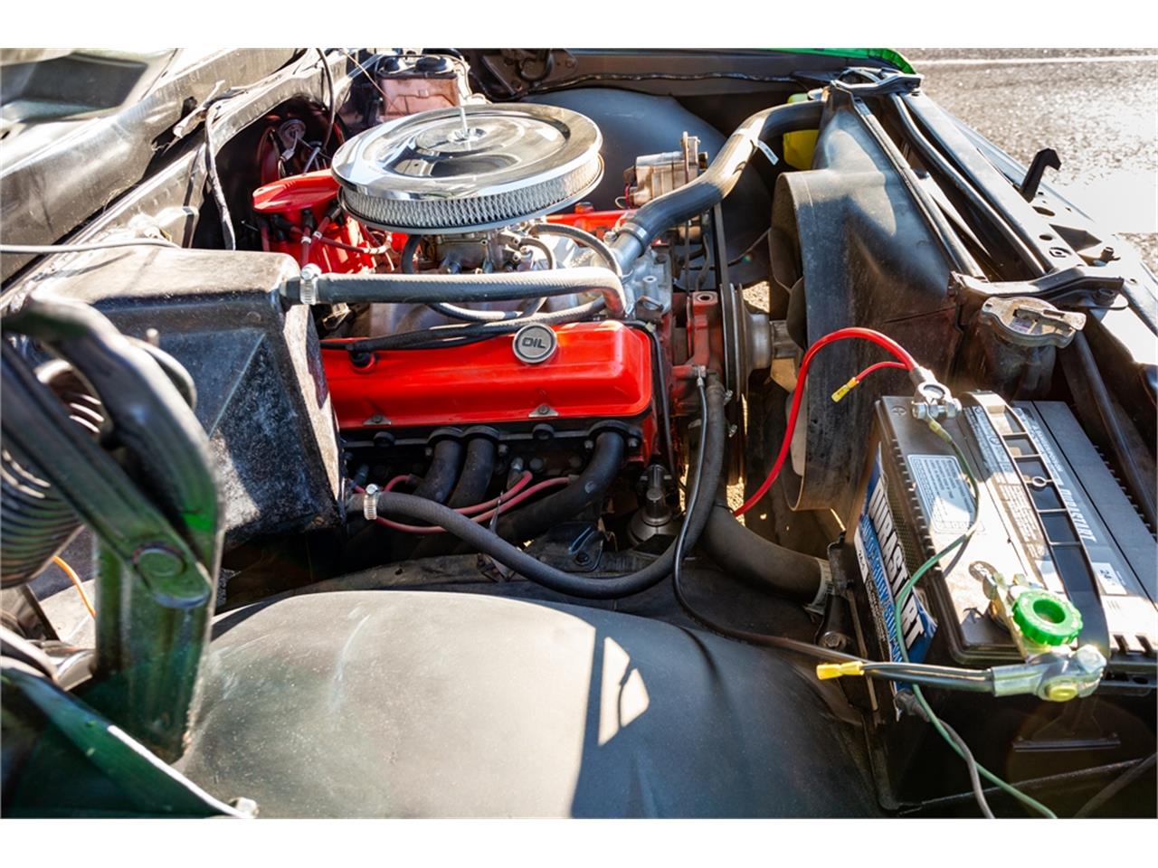 Chevrolet-C10-1968-Forest-Moss-Green-Black-and-Green