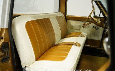 Chevrolet-C10-1968-Gold-Parchment-1