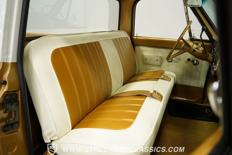Chevrolet-C10-1968-Gold-Parchment-1