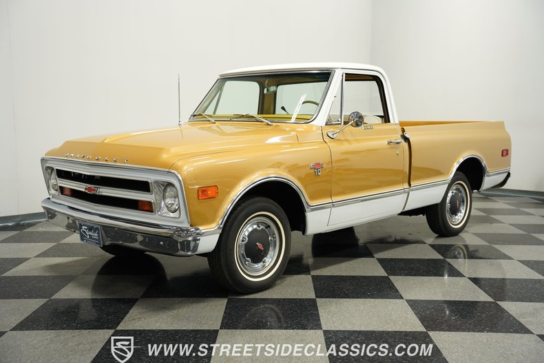 Chevrolet-C10-1968-Gold-Parchment-10