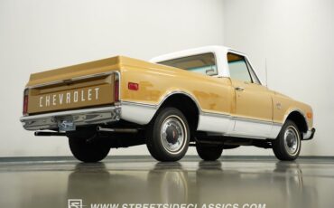 Chevrolet-C10-1968-Gold-Parchment-29