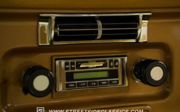 Chevrolet-C10-1968-Gold-Parchment-46