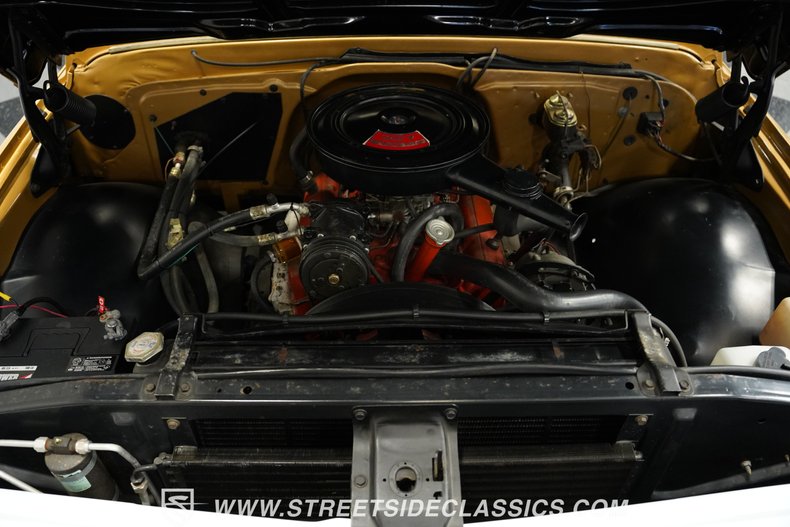 Chevrolet-C10-1968-Gold-Parchment-8
