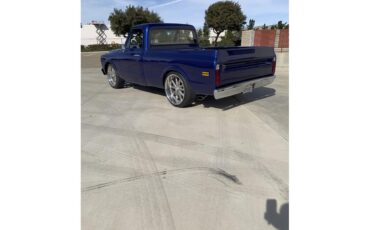 Chevrolet-C10-1968-METALLIC-BLUE-2-TONE-GREY-1