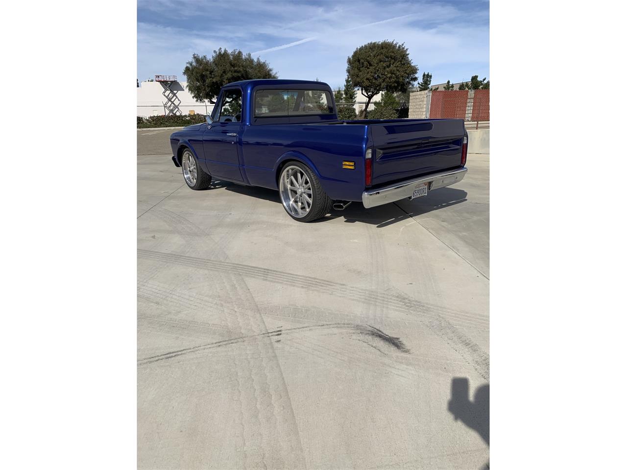 Chevrolet-C10-1968-METALLIC-BLUE-2-TONE-GREY-1