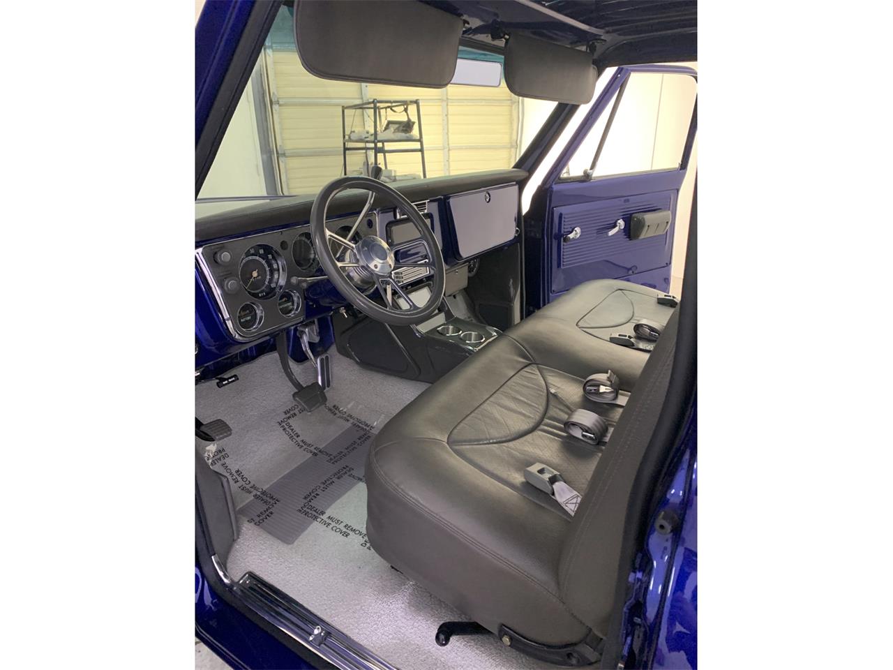 Chevrolet-C10-1968-METALLIC-BLUE-2-TONE-GREY-10