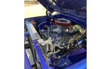 Chevrolet-C10-1968-METALLIC-BLUE-2-TONE-GREY-18
