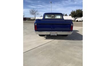 Chevrolet-C10-1968-METALLIC-BLUE-2-TONE-GREY-3