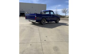 Chevrolet-C10-1968-METALLIC-BLUE-2-TONE-GREY-4