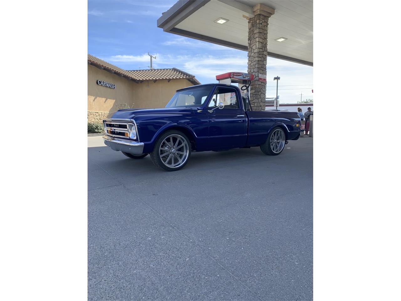 Chevrolet-C10-1968-METALLIC-BLUE-2-TONE-GREY-7
