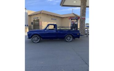 Chevrolet-C10-1968-METALLIC-BLUE-2-TONE-GREY-8