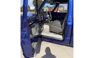 Chevrolet-C10-1968-METALLIC-BLUE-2-TONE-GREY-9