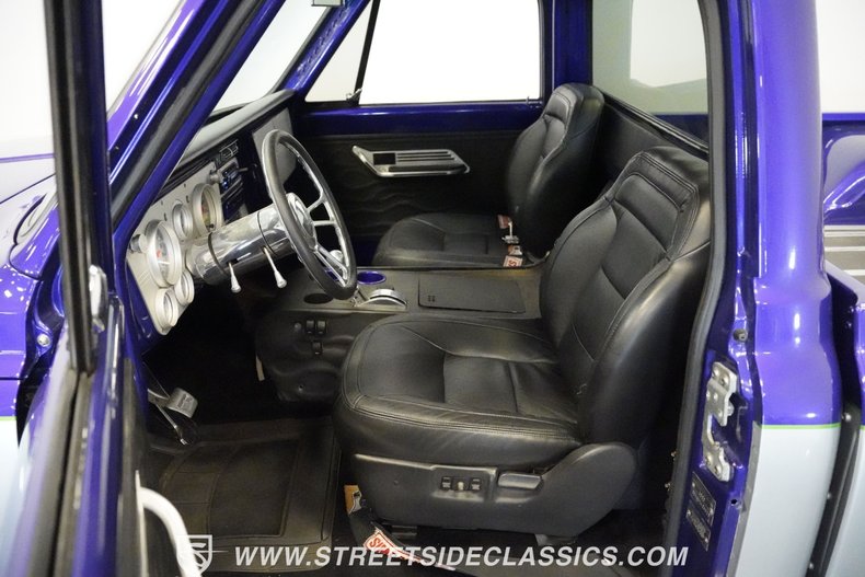 Chevrolet-C10-1968-Silver-1