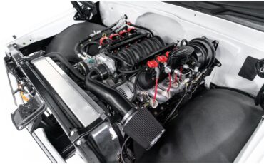Chevrolet-C10-1968-White-Tan-10