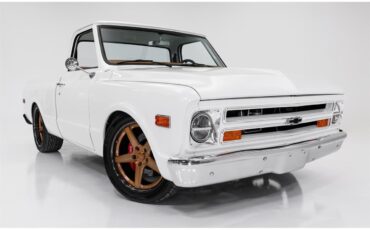 Chevrolet-C10-1968-White-Tan