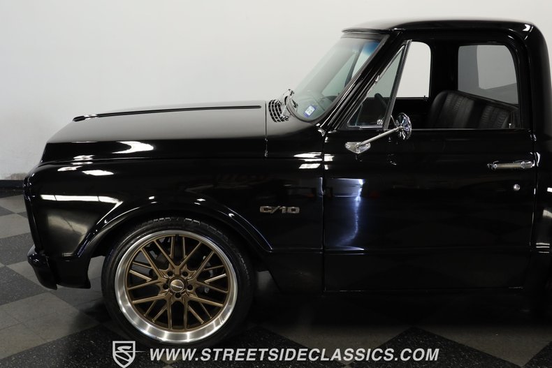Chevrolet-C10-1969-Black-Black-31