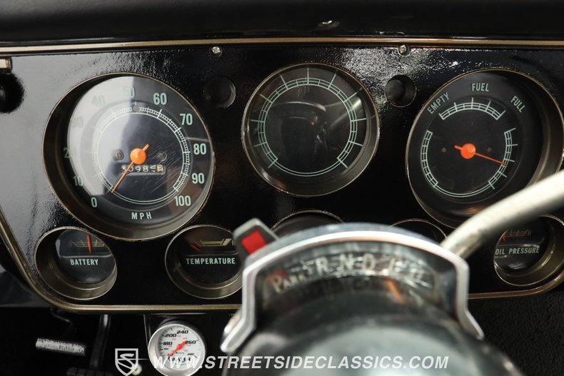 Chevrolet-C10-1969-Black-Black-39