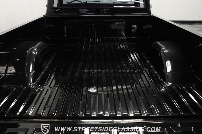 Chevrolet-C10-1969-Black-Black-4