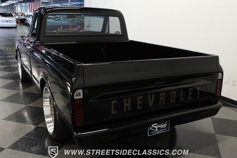 Chevrolet-C10-1969-Black-Black-9