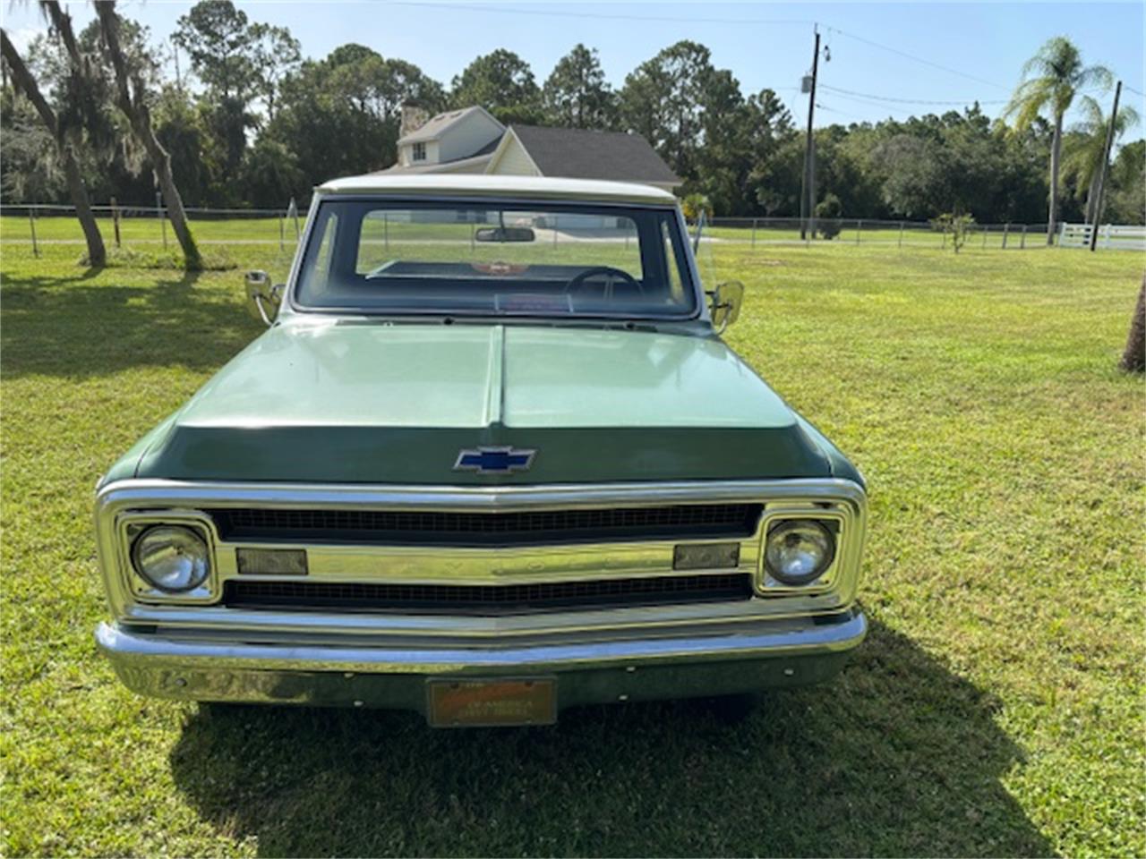 Chevrolet-C10-1969-GreenWhite-Black-6