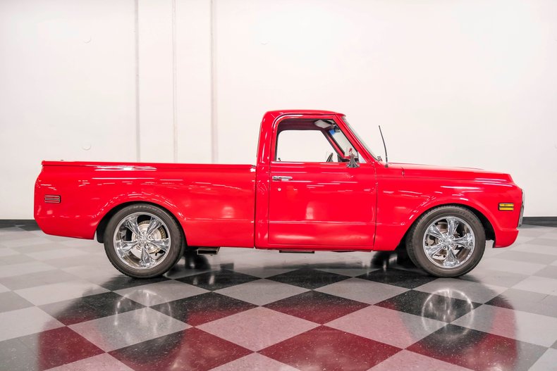 Chevrolet-C10-1969-Red-Black-27