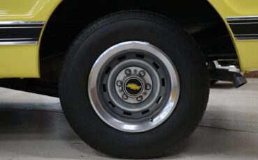 Chevrolet-C10-1969-Yellow-Black-13