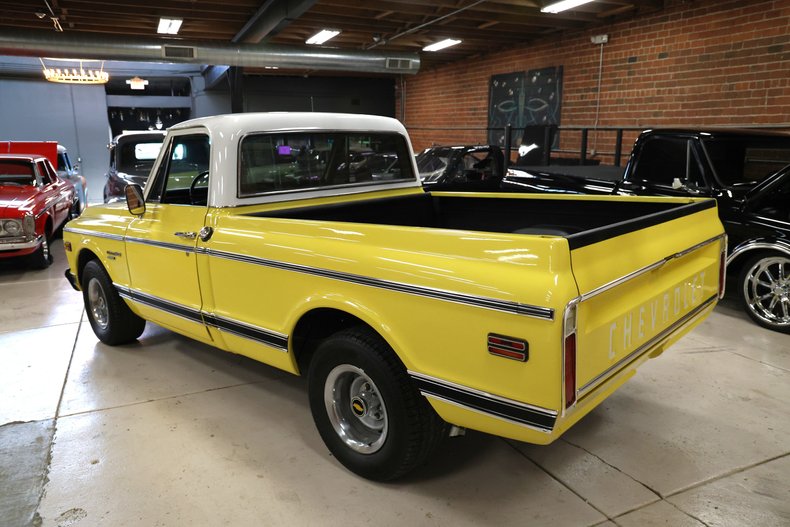 Chevrolet-C10-1969-Yellow-Black-15