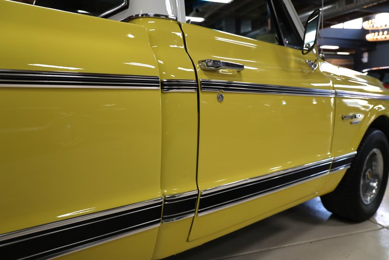 Chevrolet-C10-1969-Yellow-Black-16