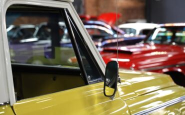 Chevrolet-C10-1969-Yellow-Black-35