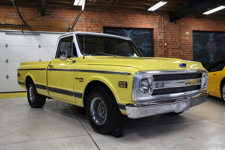Chevrolet-C10-1969-Yellow-Black-4