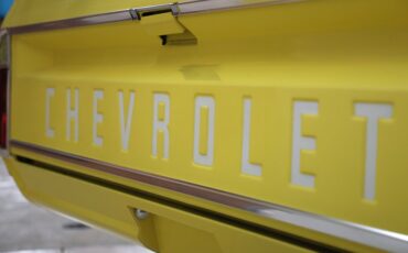 Chevrolet-C10-1969-Yellow-Black-40