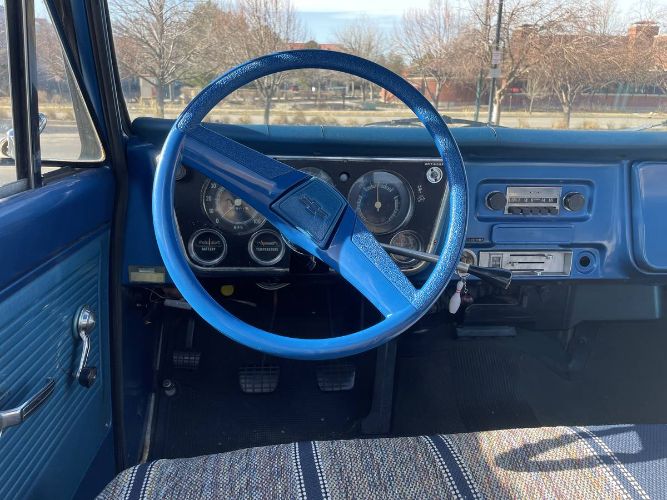 Chevrolet-C10-1970-10
