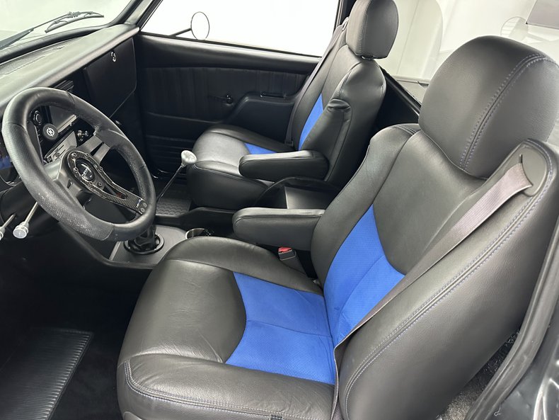 Chevrolet-C10-1970-Grey-Black-Blue-Recaro-13