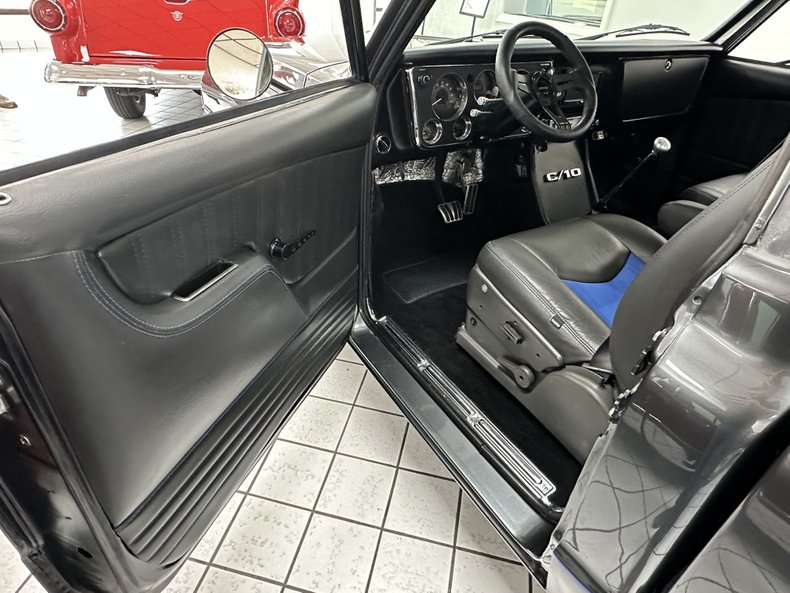 Chevrolet-C10-1970-Grey-Black-Blue-Recaro-5