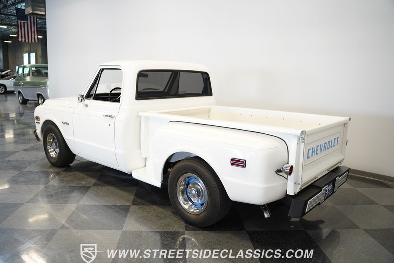Chevrolet-C10-1970-White-Blue-18