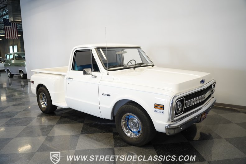 Chevrolet-C10-1970-White-Blue-29
