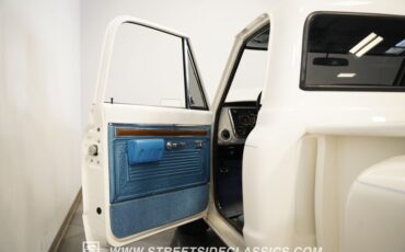 Chevrolet-C10-1970-White-Blue-38