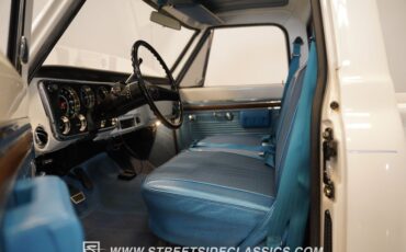 Chevrolet-C10-1970-White-Blue-40