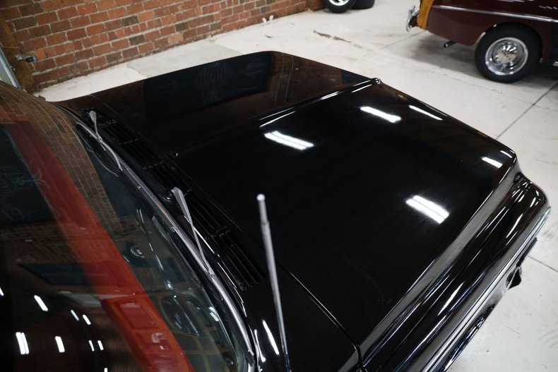 Chevrolet-C10-1971-Black-Black-23