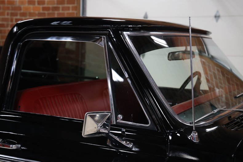 Chevrolet-C10-1971-Black-Black-24